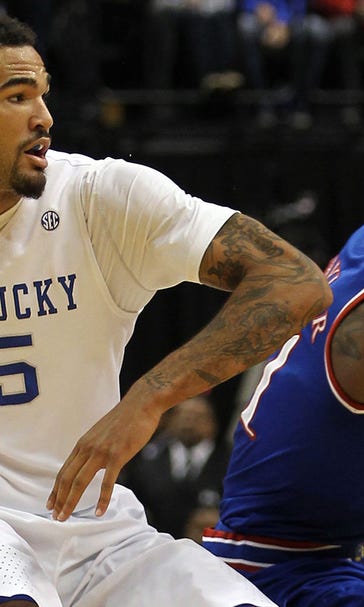 No. 1 Kentucky shuts down No. 5 Kansas 72-40